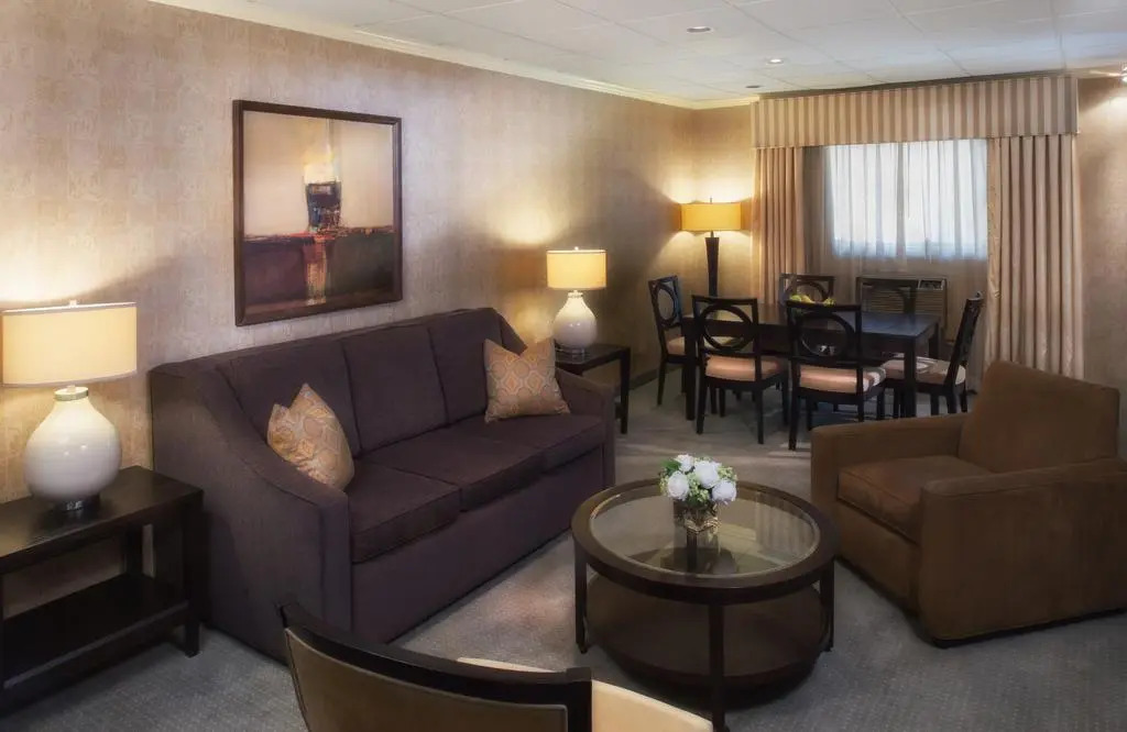 Bethesda Court Hotel