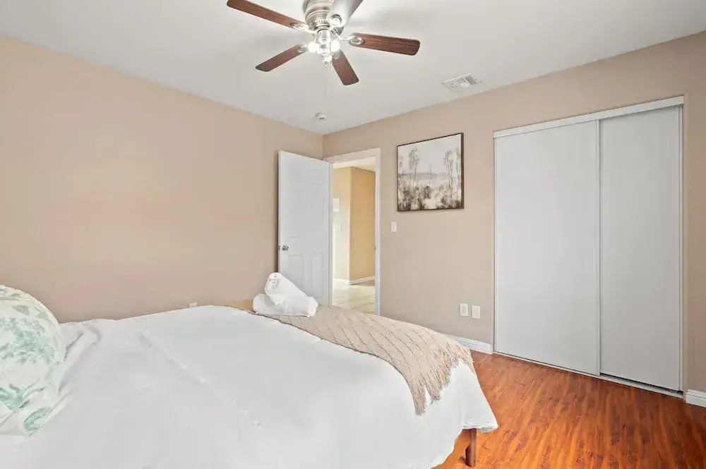 Near USC Dtla Spacious Private Bedroom 7