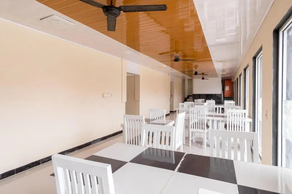 OYO 687 Residence Hotel Syariah
