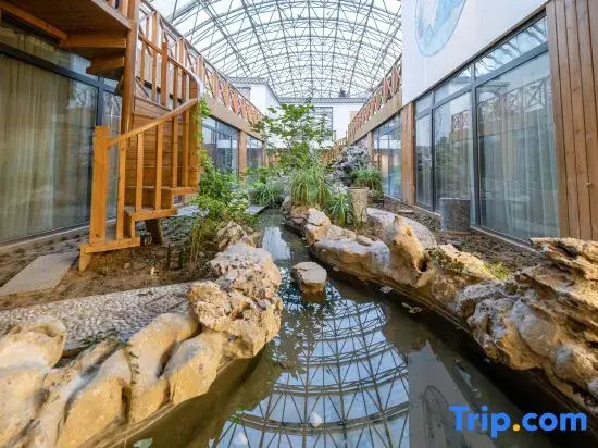Youhou Boutique Hotel (Huaibei Railway Station Huaibei Normal University)