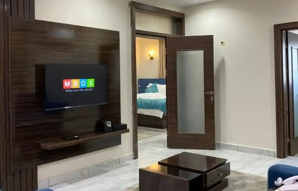 Hillside Royal Suites Katsina