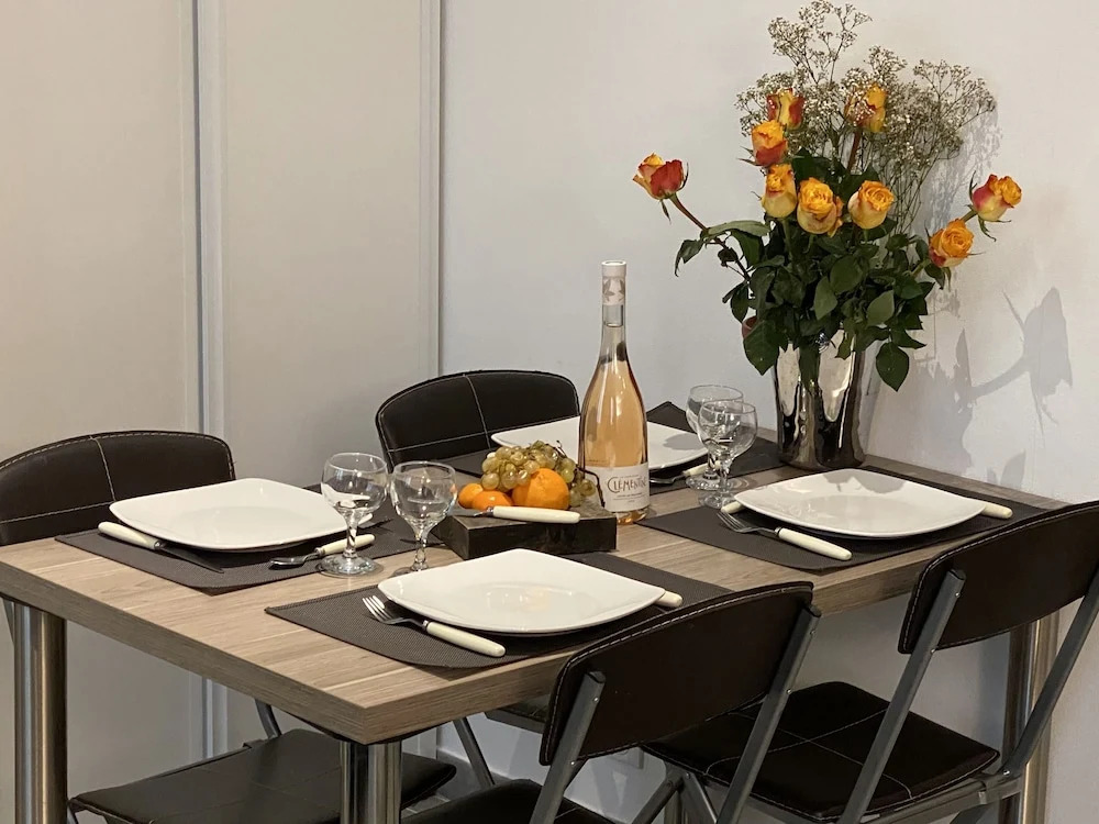 Cannes City Suites