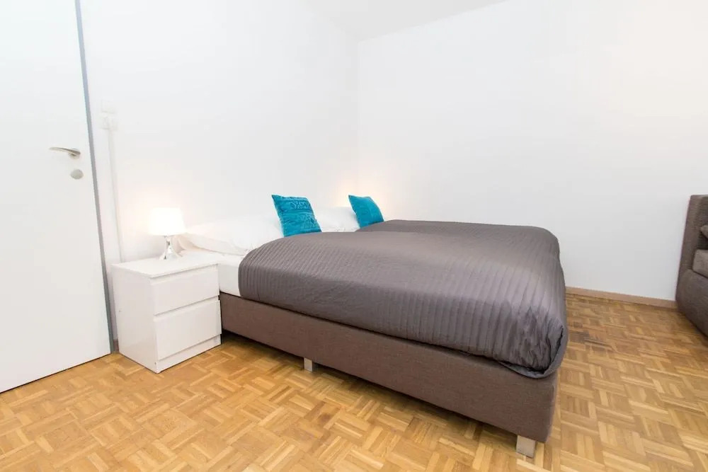 CheckVienna - Schadinagasse