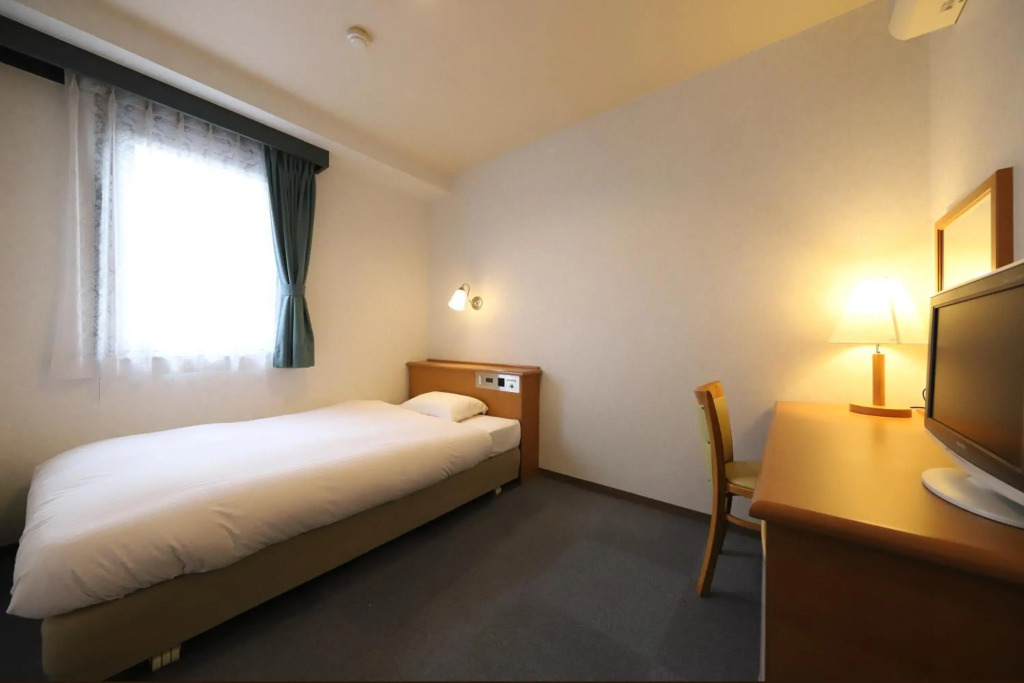 Smile Hotel Takaoka Ekimae