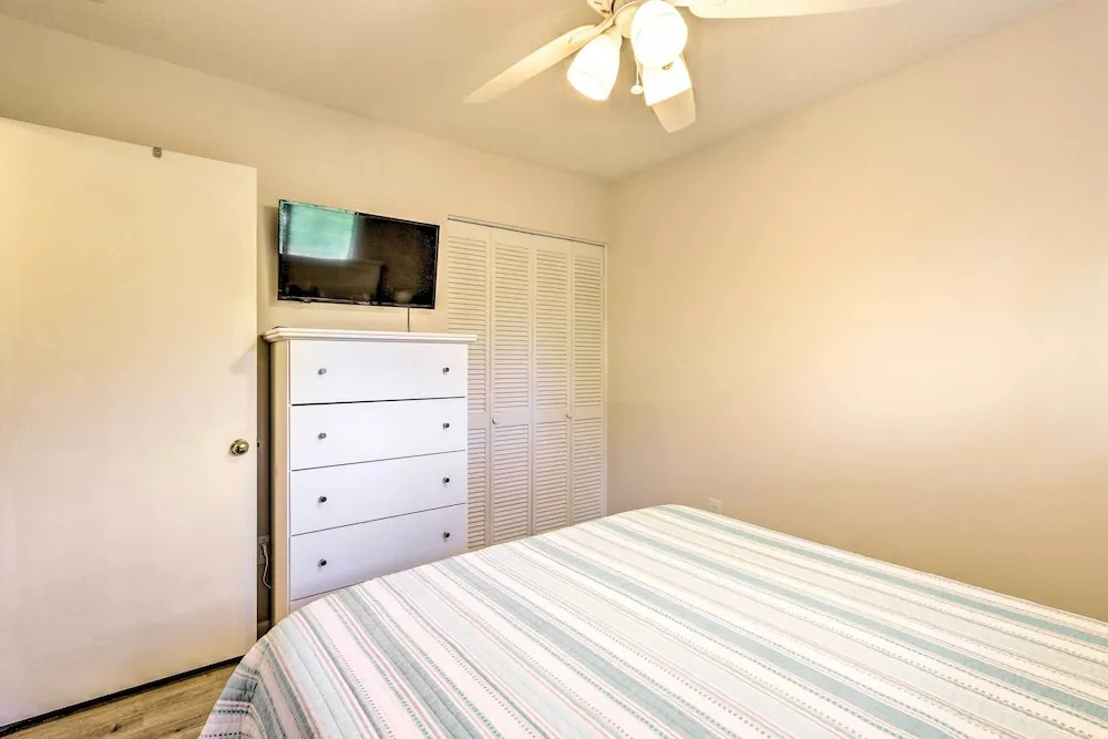 Steps to Sand: Hilton Head Island Condo w/ Pool