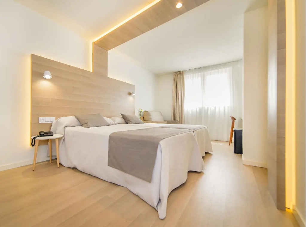 Hotel Carlos l
