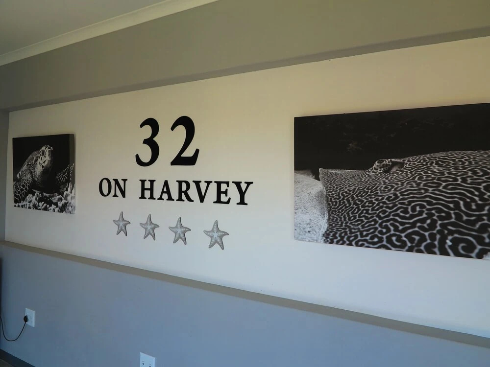 32 On Harvey