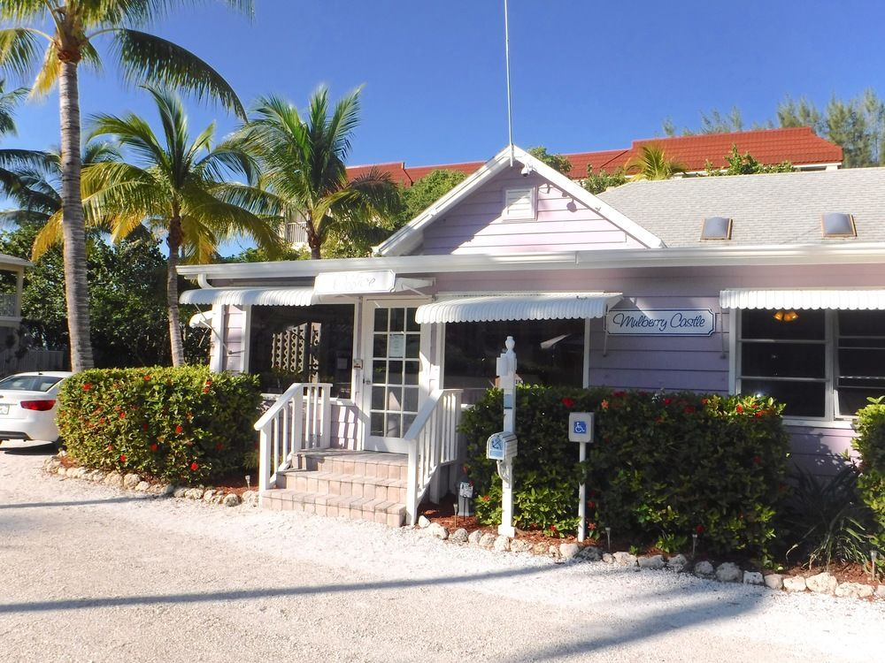 Waterside Inn on the Beach
