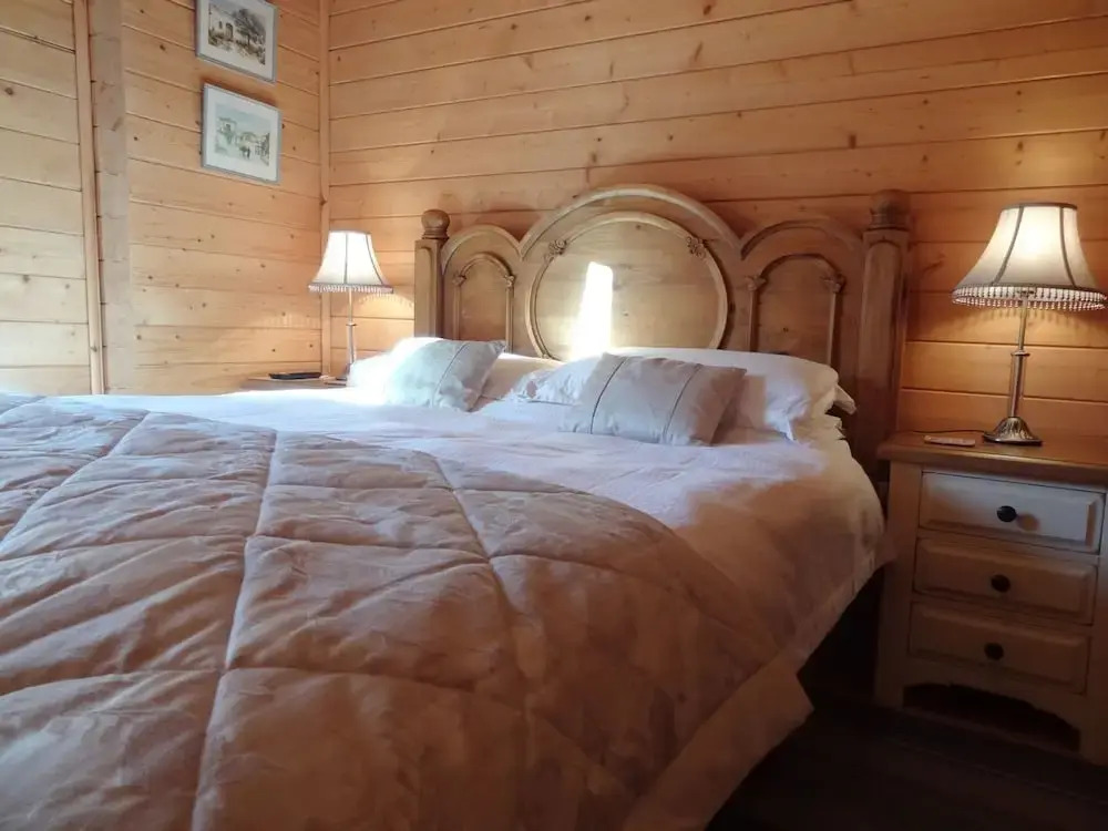 Valley Lodge