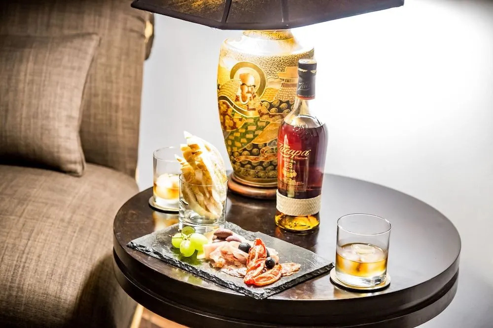 La Casa - Luxury Boutique Hotel