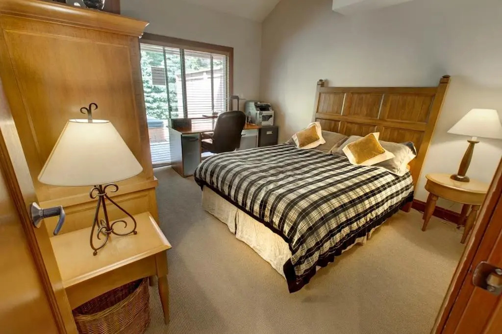 Admira Properties - Whistler