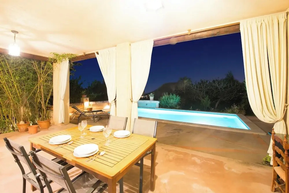 - House In