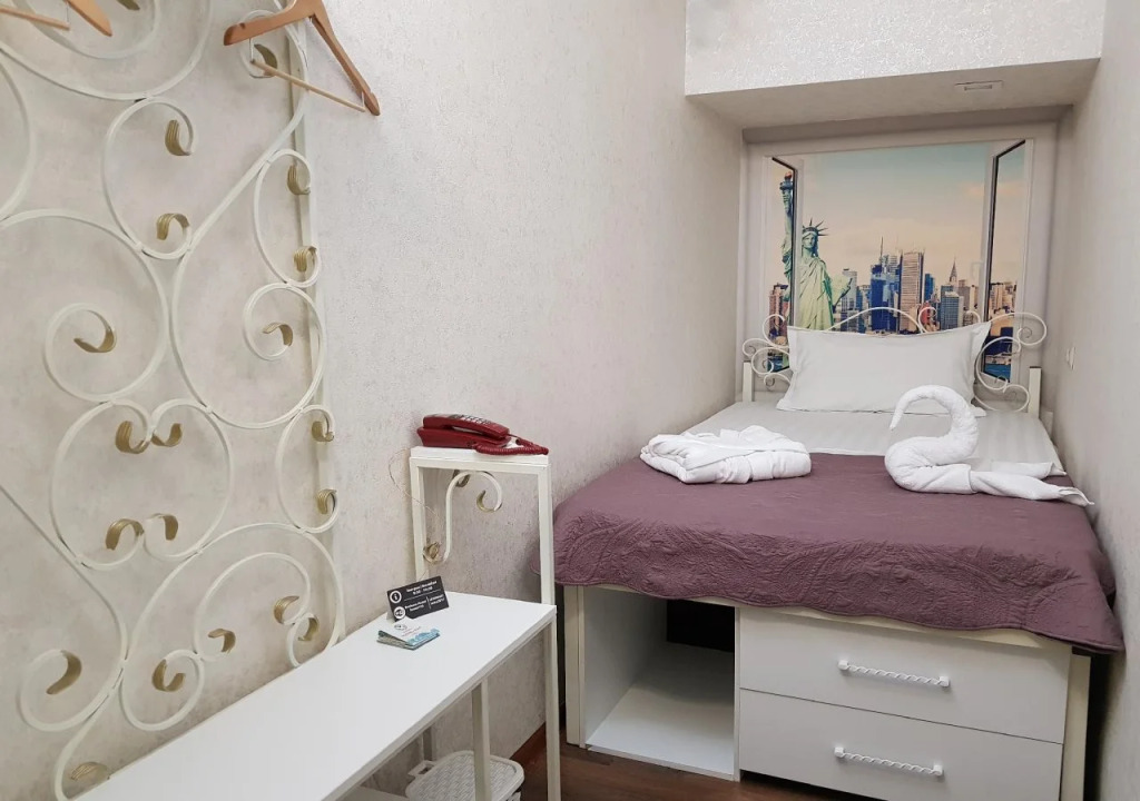 LES Mini Hotel