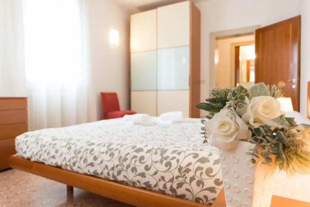 Grimaldi Apartments - Principe