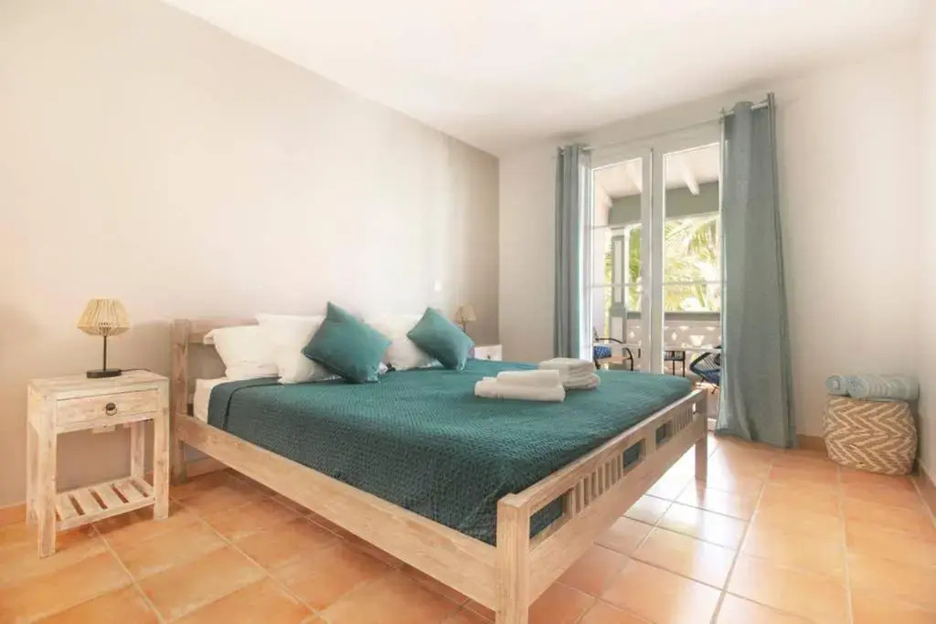 Villa Aquamarine, 2 bedroom beach house and private pool, Orient beach
