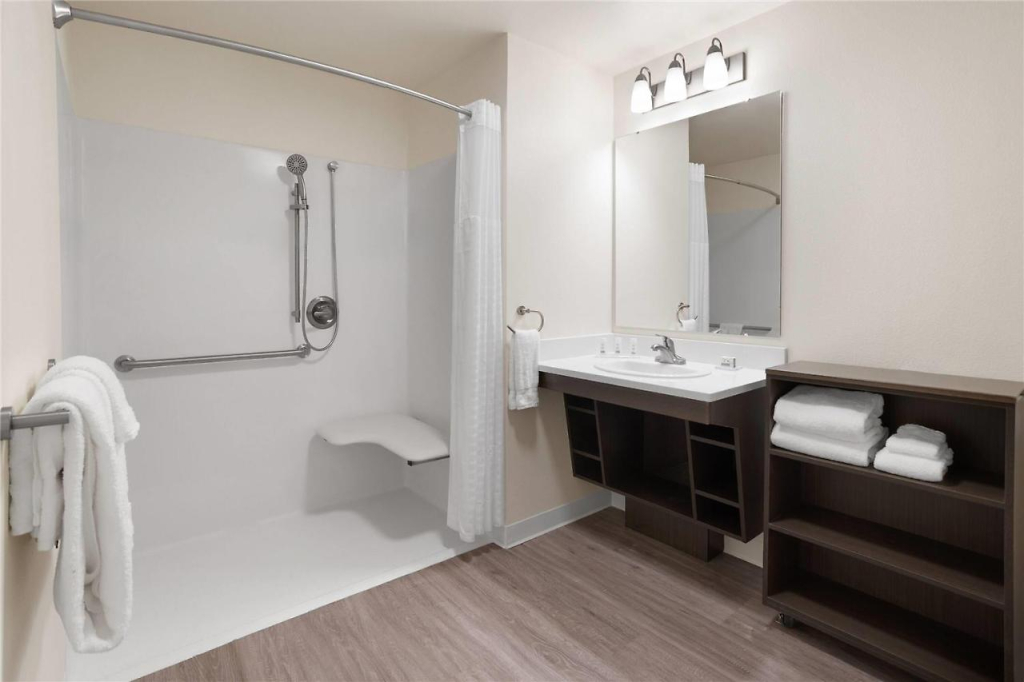 Hawthorn Extended Stay by Wyndham Jackson Alpine