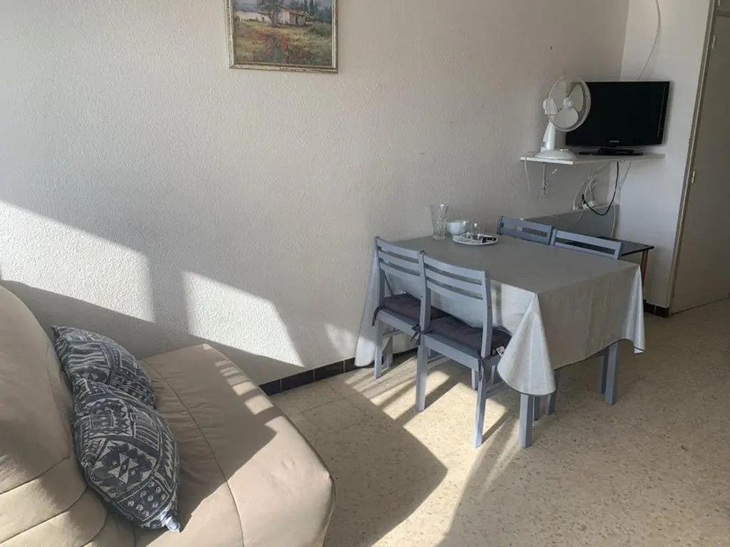 Appartement Balaruc-les-Bains, 1 pièce, 2 personnes - FR-1-571-11