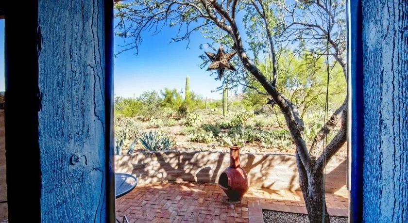 Casa Tierra Adobe Bed & Breakfast Inn