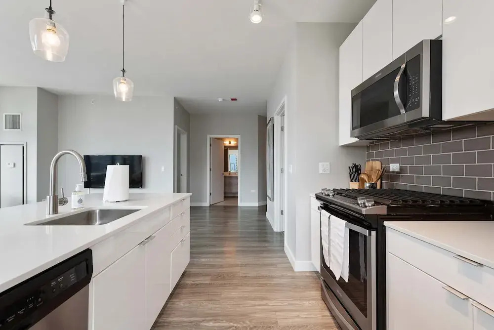 Gold Coast Group Stay 2 Modern 2BR Apartments