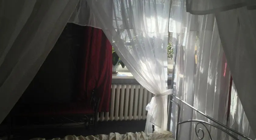 Lilit House