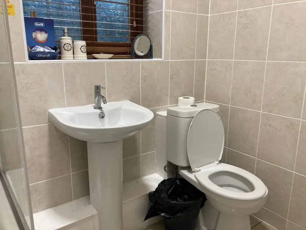CV225AA Ground-Floor Flat Near Rugby School Self Check-in