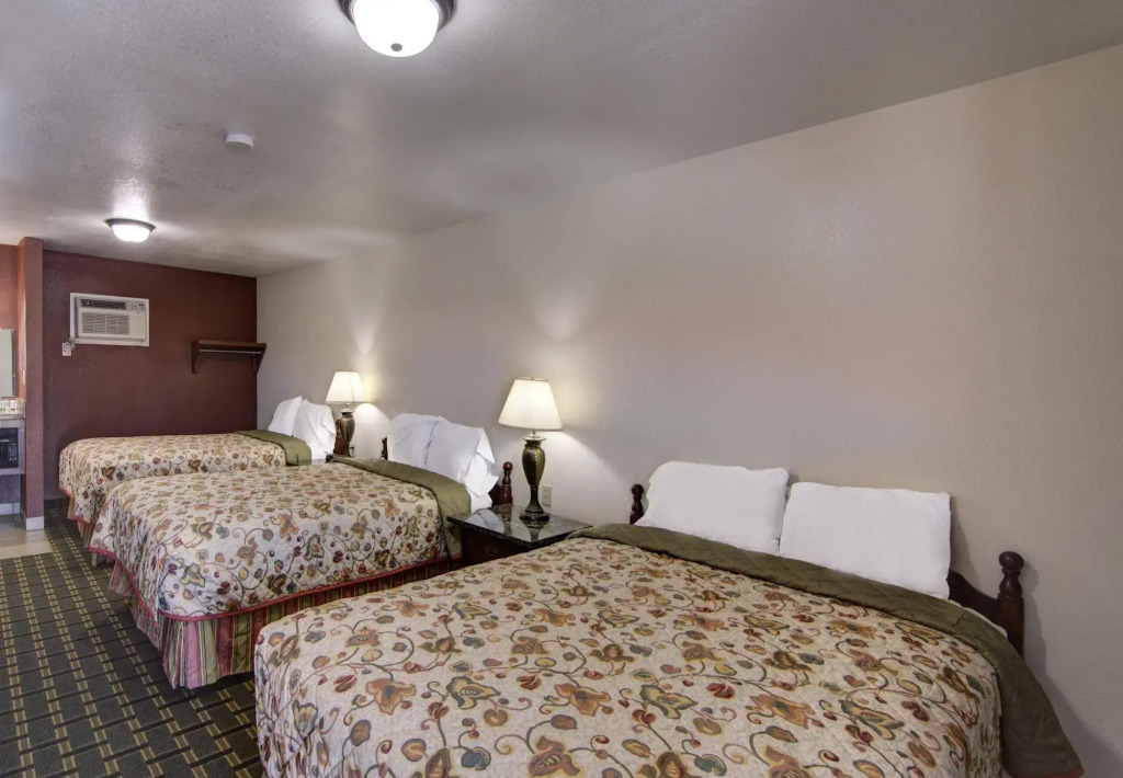 Route 66 Inn