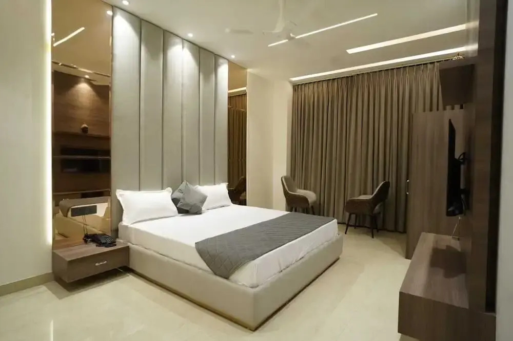 Hotel Ovel hotel Ludhiyana