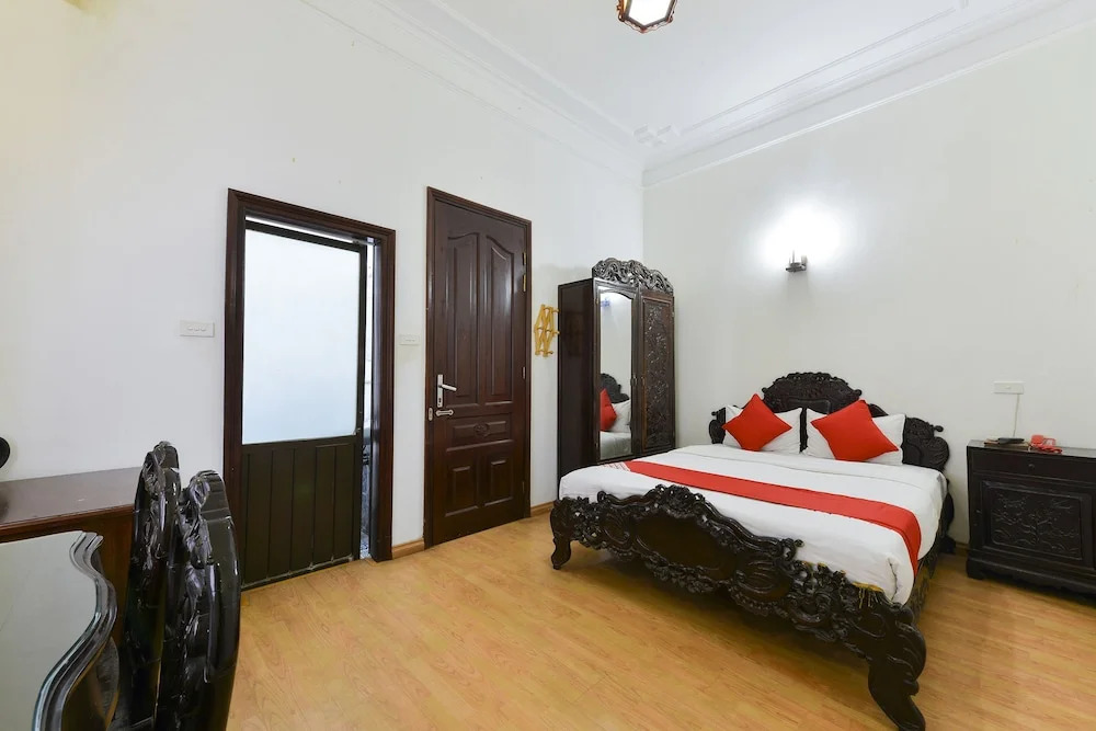 Alisa by OYO Rooms