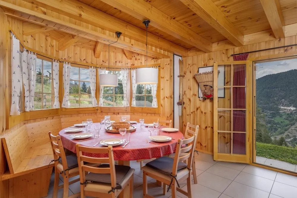 Chalet Lustycru