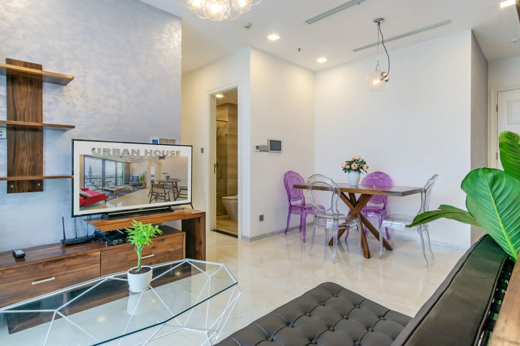 Urban House Saigon - Golden River