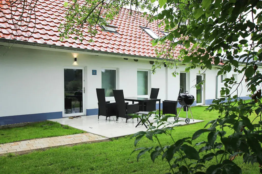 Terraced House, Lohmen