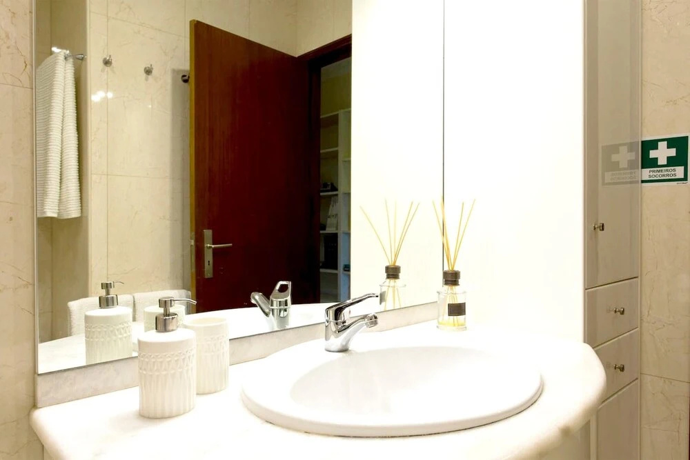 Apartment with 2 Bedrooms in Porto, with Wonderful City View, Terrace And Wifi