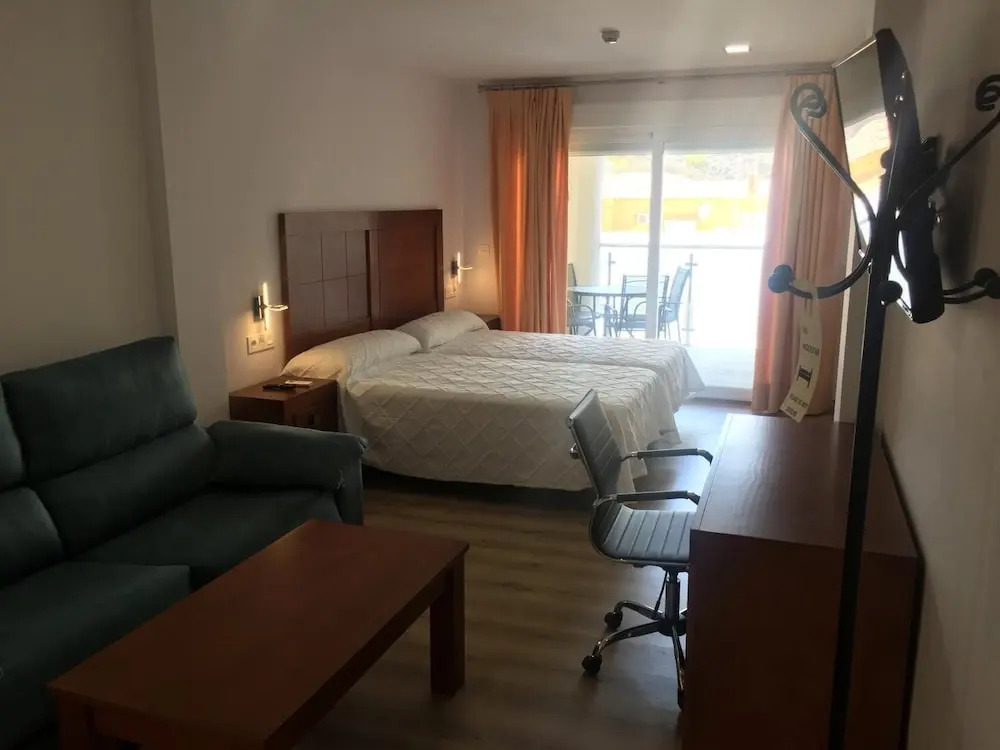 Hostal - Restaurante Playa Azul