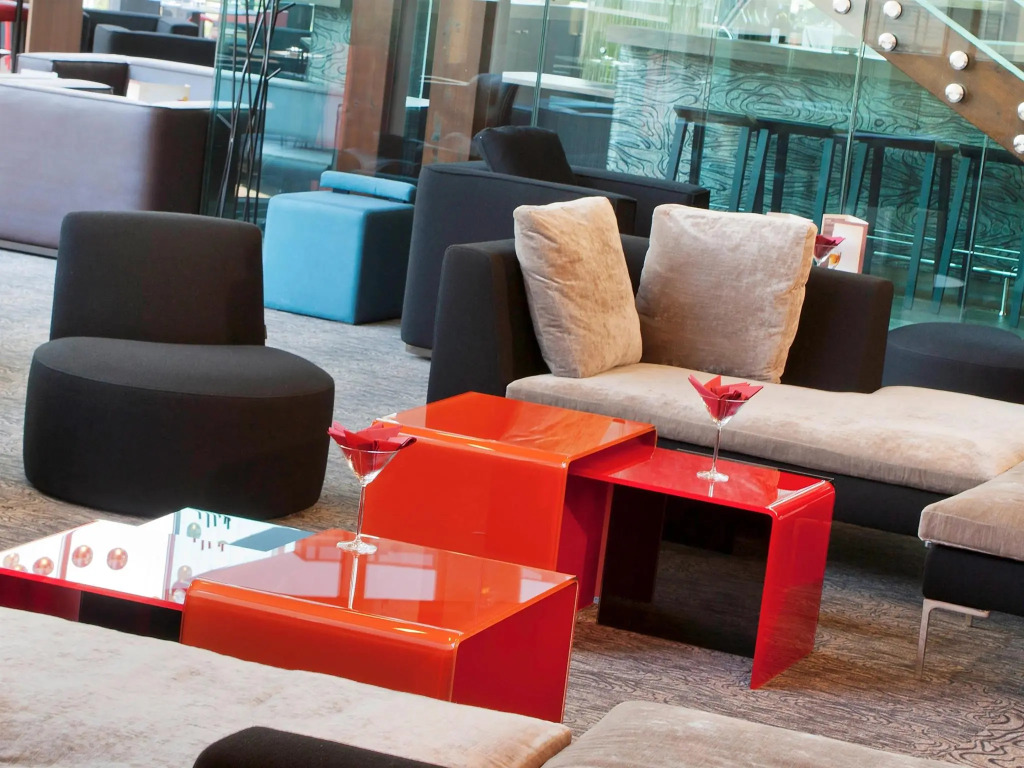 Novotel Lyon Centre-Confluence Bord de Saone