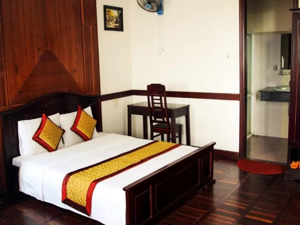 Hung Vuong Hotel