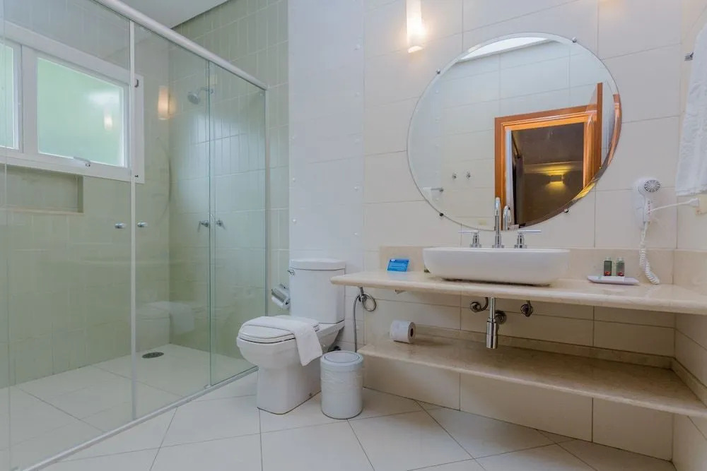 Beach Hotel Cambury
