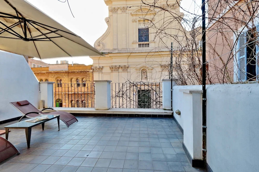 Trastevere Townhouse - My Extra Home