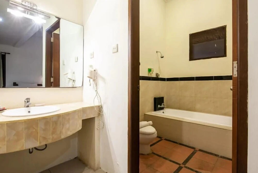 PB - Villa 5 - 4BR · 4-BR Private Pool Villa Walk to Seminyak Beach