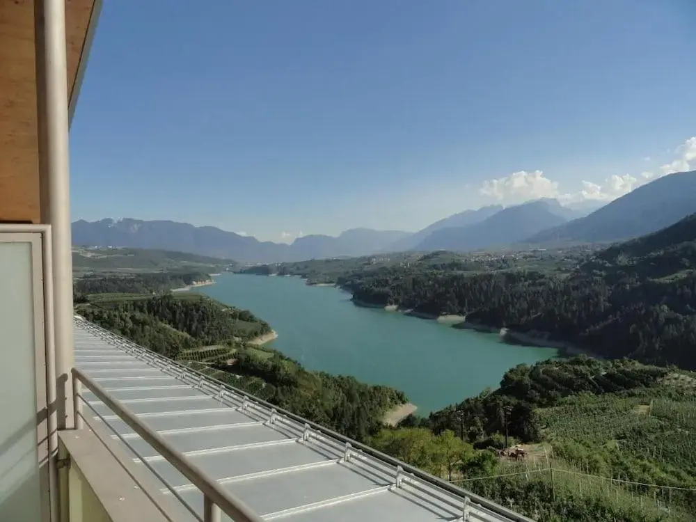 Viridis Hotel