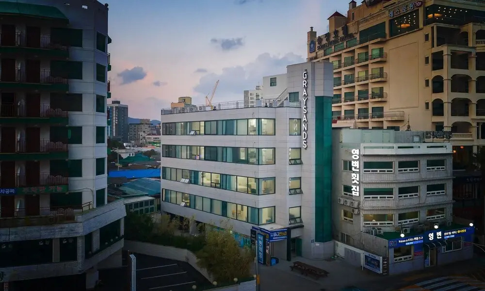 Busan Grey Sands Poolvilla Pension