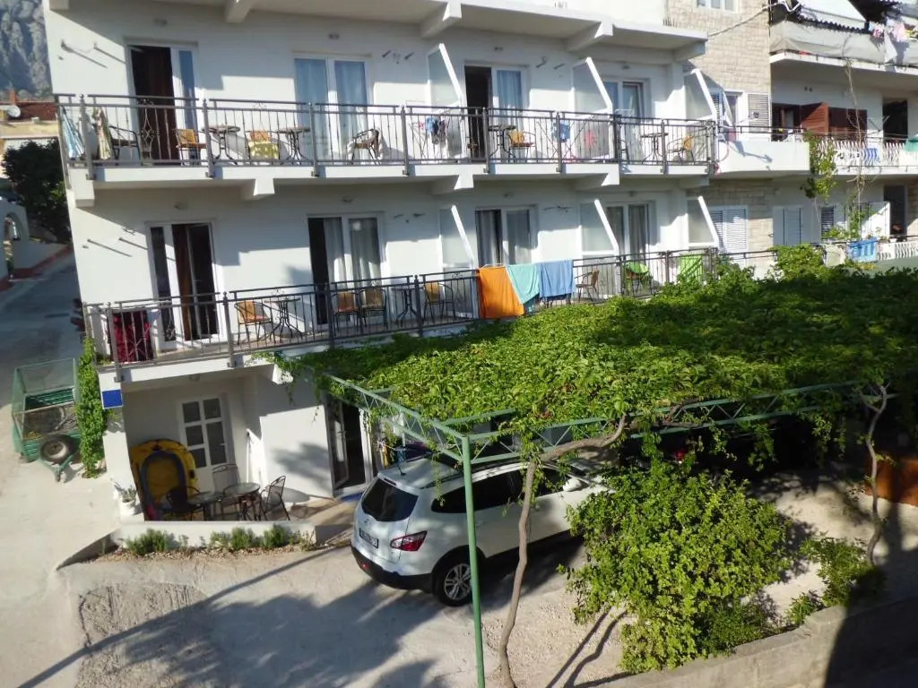 Apartments Viskovic