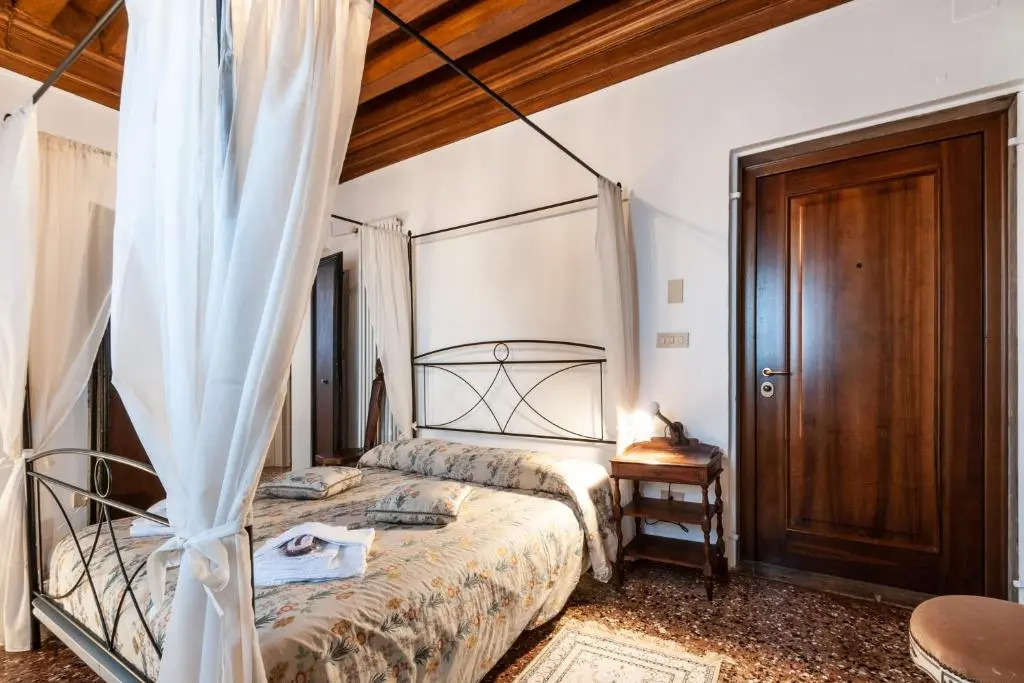 Ve-Nice Suite Rialto Sp720-4