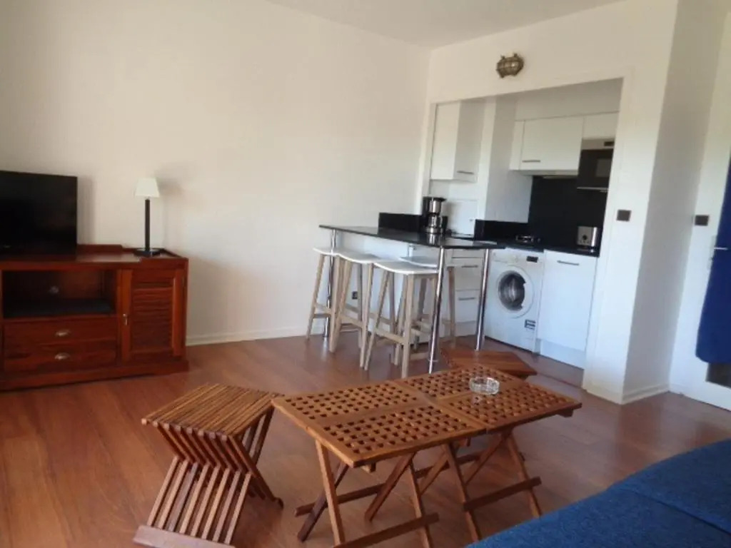 Appartement Arcachon, 1 pièce, 4 personnes - FR-1-374-93