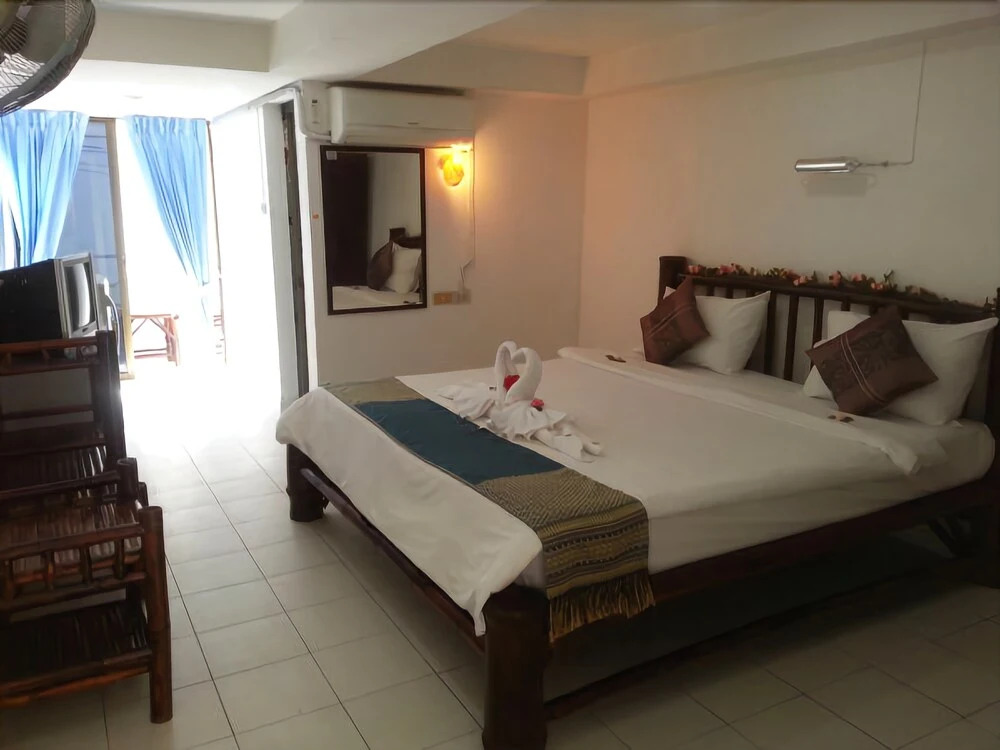 Divers Inn