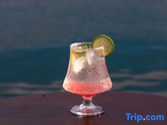 Saint Thomas Mansion Sea View Resort Hotel (Double Corridor Waterfront Store)