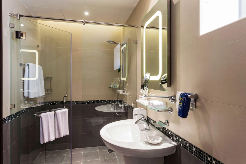 Park Inn by Radisson Hotel and Residence Duqm