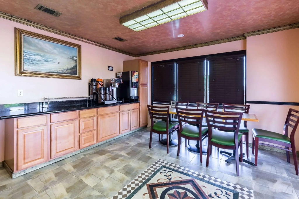 Rodeway Inn
