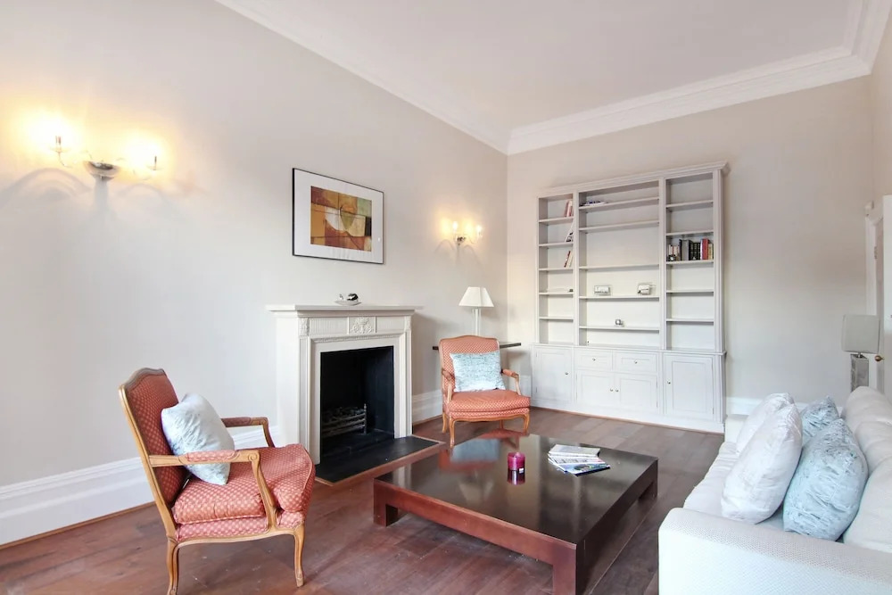 London Lifestyle - Knightsbridge VI