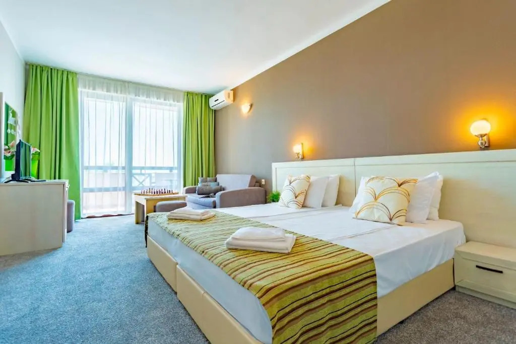Hotel Oasis Del Mare