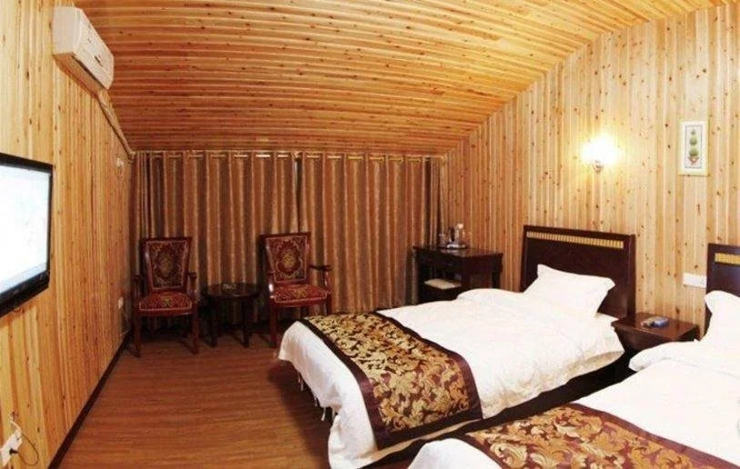 Shunan Bamboo Sea Qinglong Lake Holiday Hotel